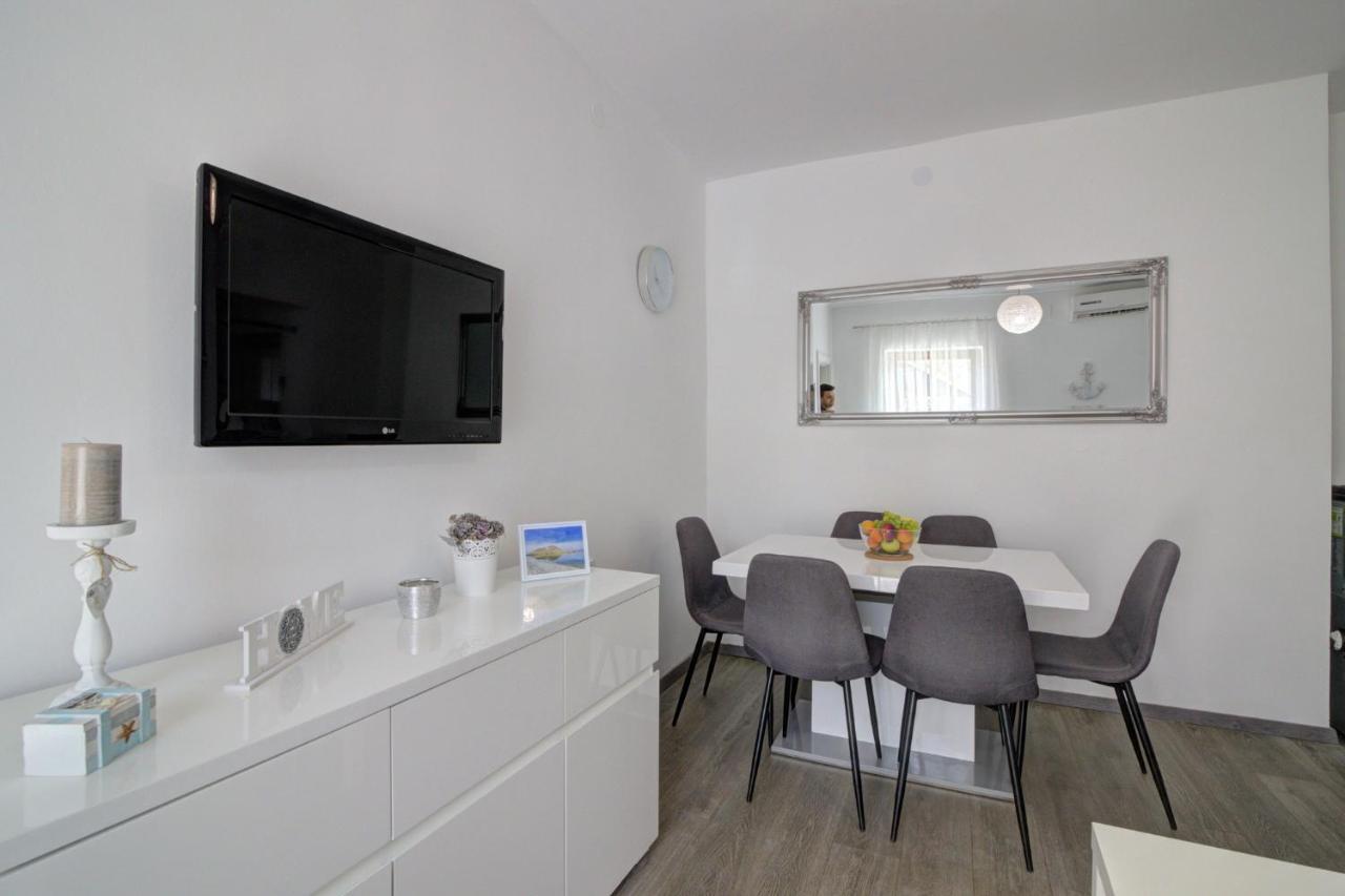 Apartman Luka Sveti Juraj Bagian luar foto