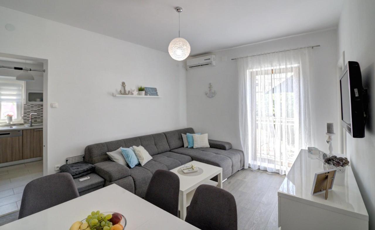 Apartman Luka Sveti Juraj Bagian luar foto