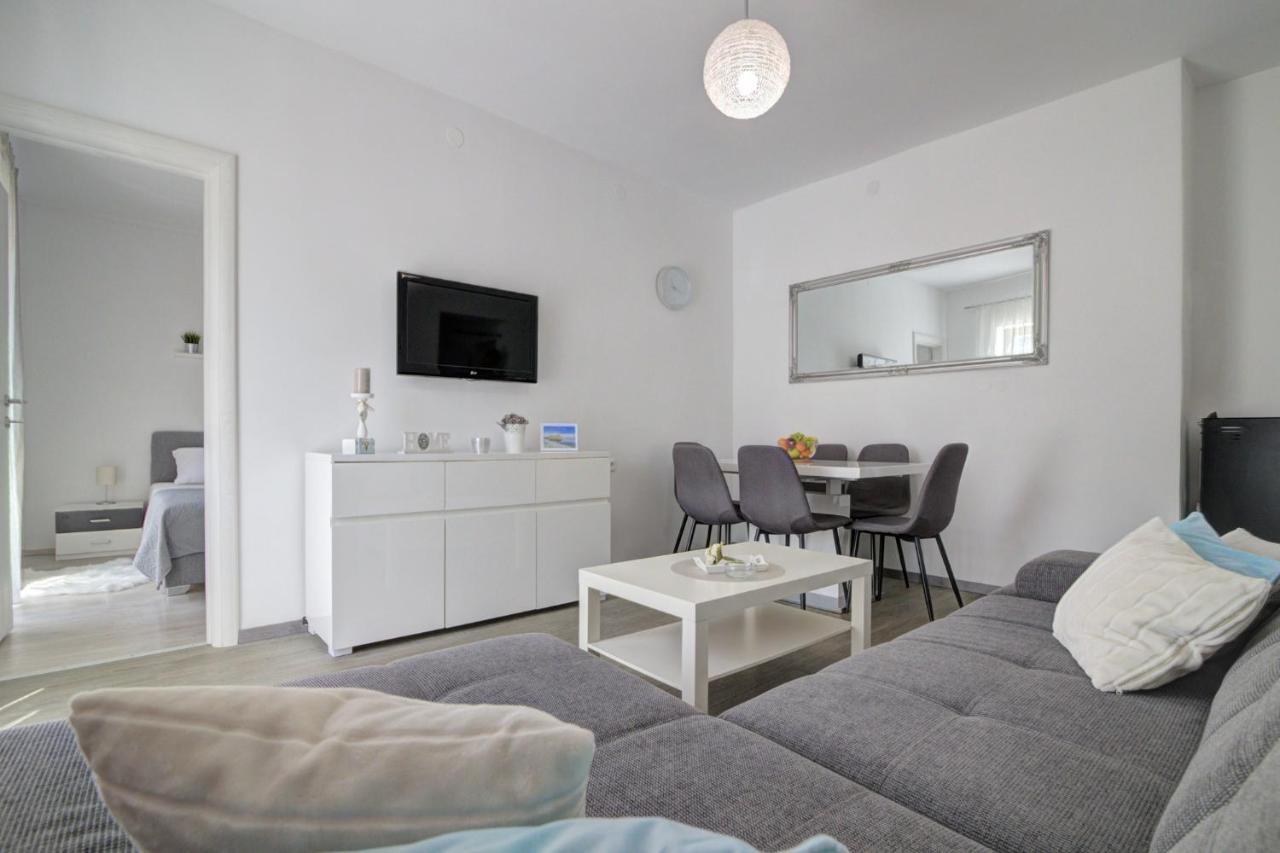 Apartman Luka Sveti Juraj Bagian luar foto