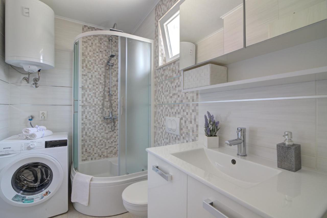 Apartman Luka Sveti Juraj Bagian luar foto